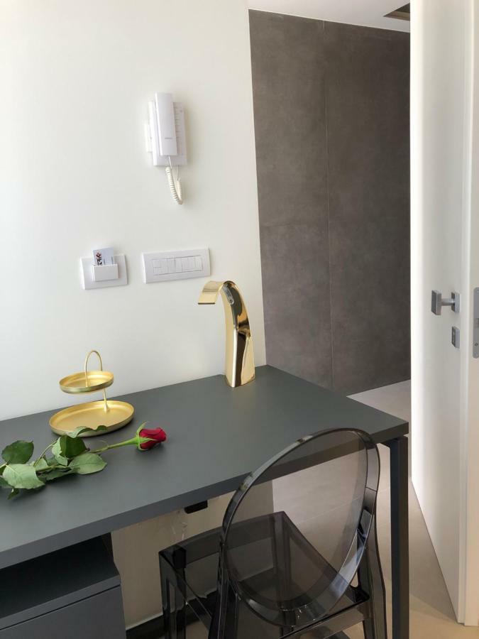 Golden Suites 50 Monopoli Extérieur photo
